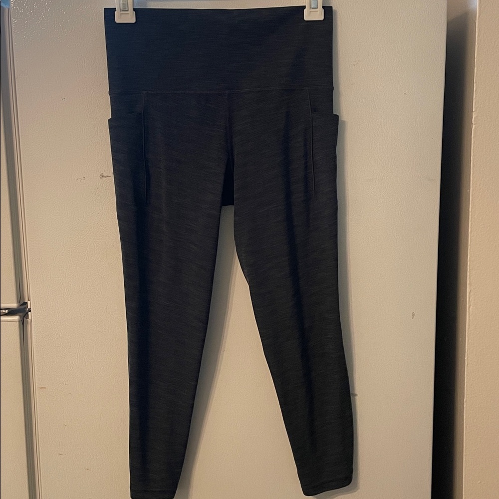 Athleta Small‎ Gray Salutation Stash 7/8 Tight Leggings